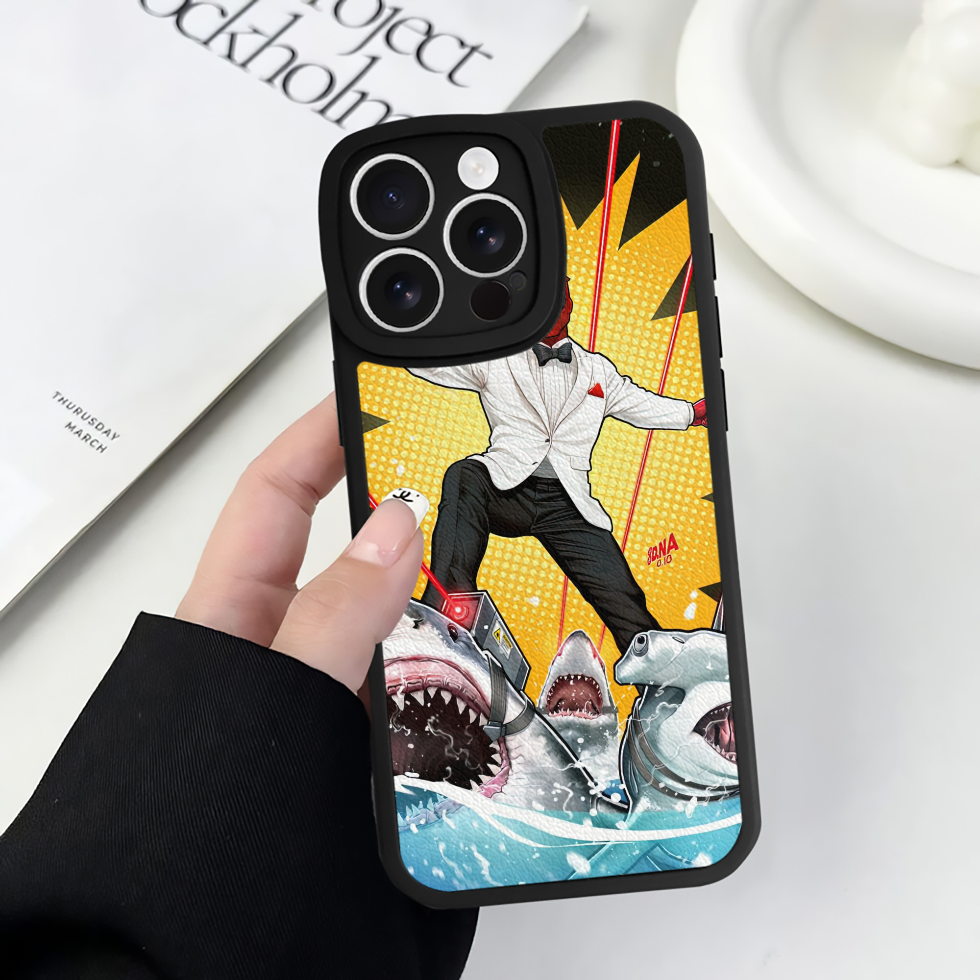 （画像用） Deadpool デッドプール 【iPhone 16シリーズ対応】シリコンスマホケース（レザー調） 材質：シリコン